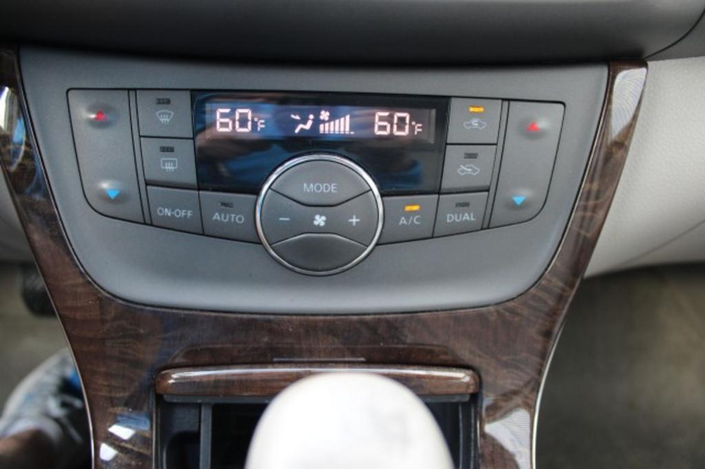 2013 Nissan Sentra - $6,988