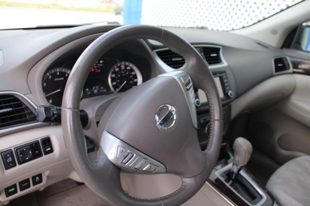 2013 Nissan Sentra - $6,988