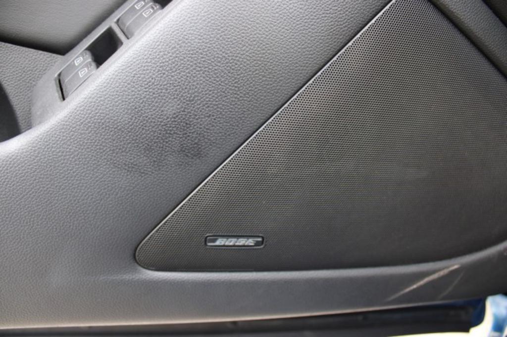 2013 Infiniti Legend photo