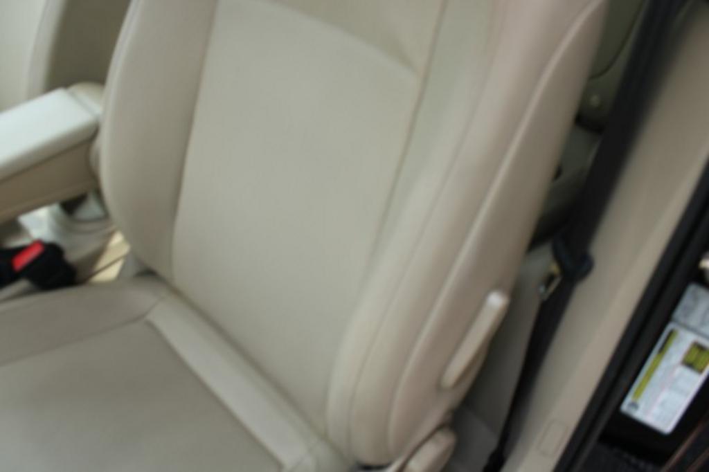2015 Volkswagen Beetle - $18,988