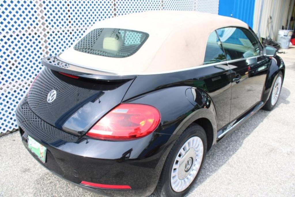 2015 Volkswagen Beetle - $18,988
