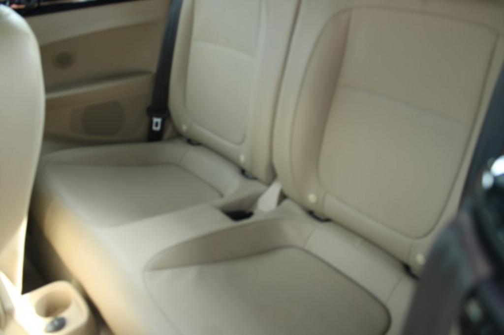 2015 Volkswagen Beetle - $18,988
