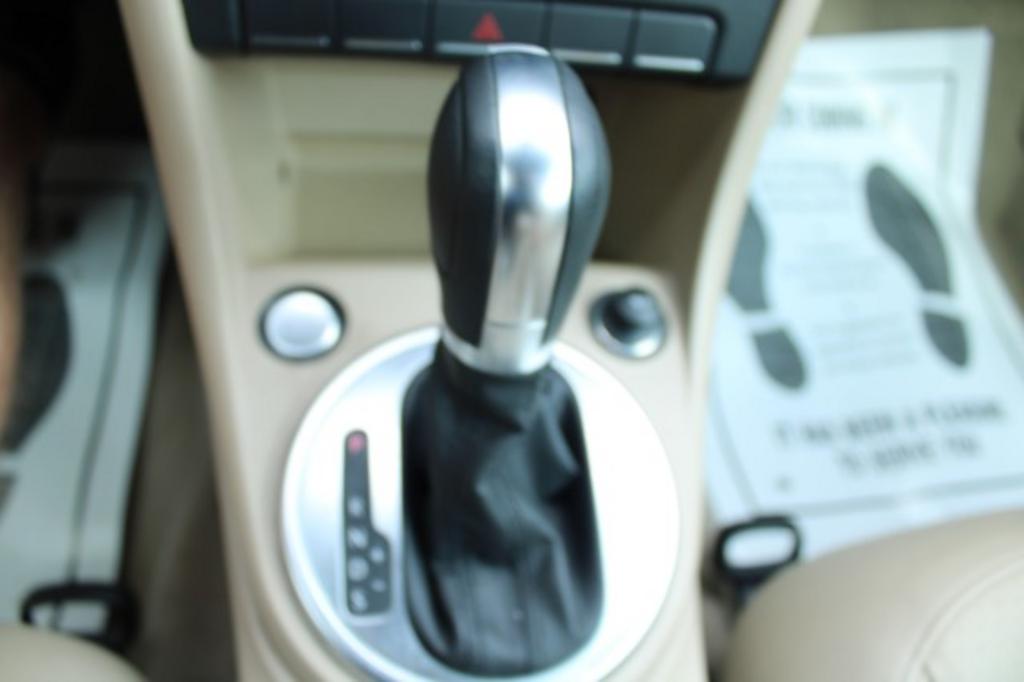 2015 Volkswagen Beetle - $18,988