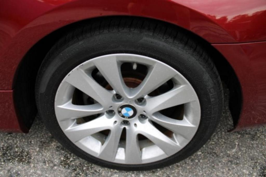 2012 BMW Legend 328i photo