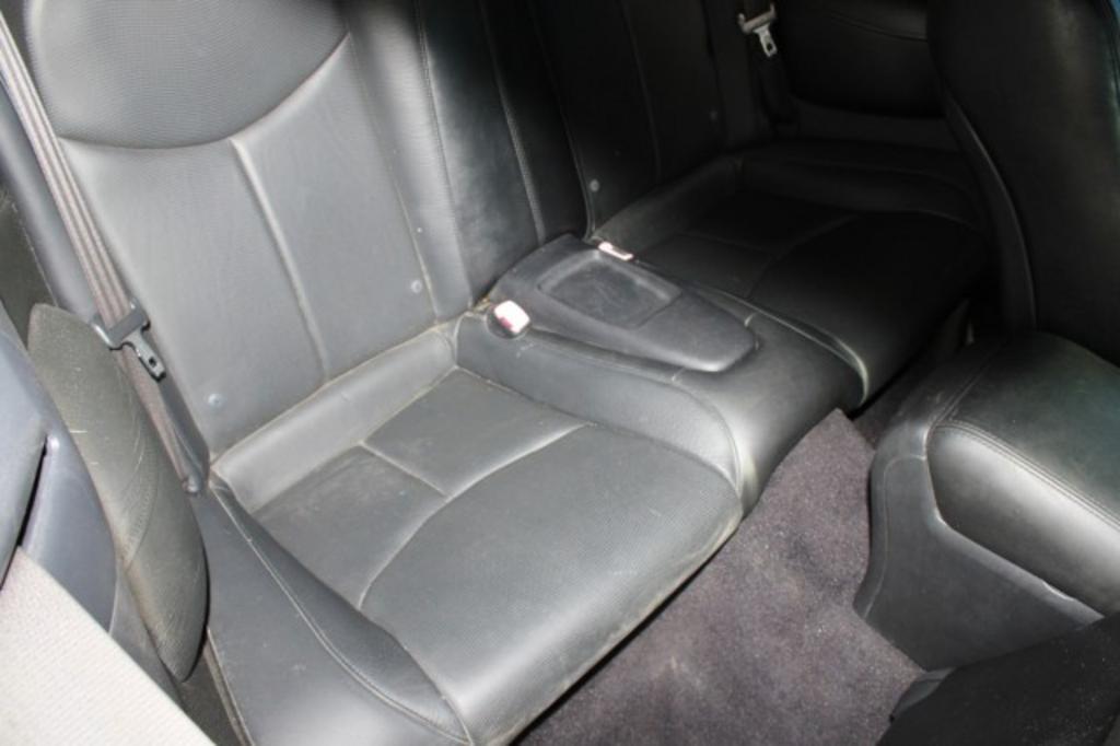 2011 Infiniti Legend photo