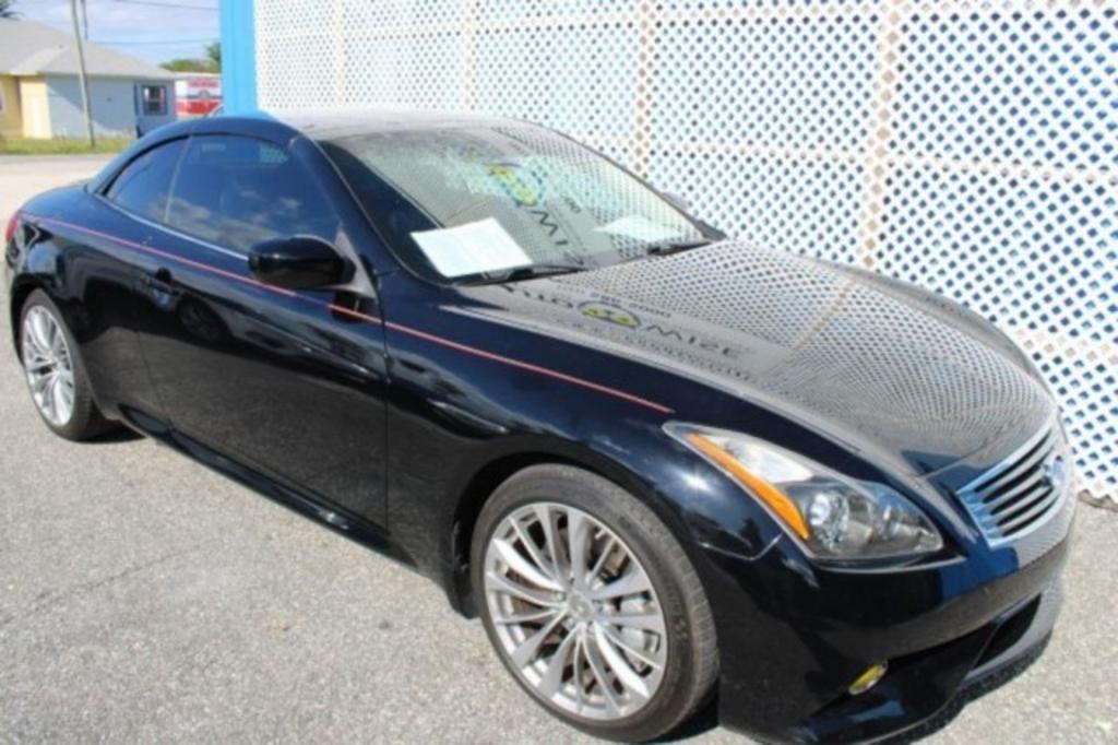 2011 INFINITI G - $15,388