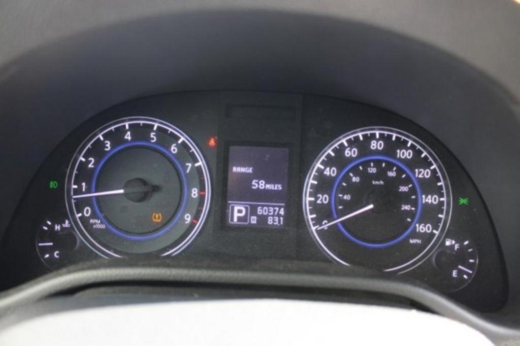 2011 INFINITI G - $15,388