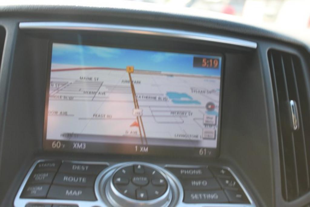 2011 INFINITI G - $15,388