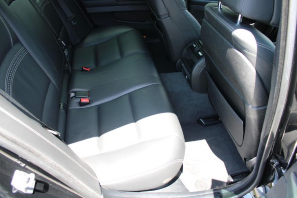 2016 BMW 5-Series 550i photo