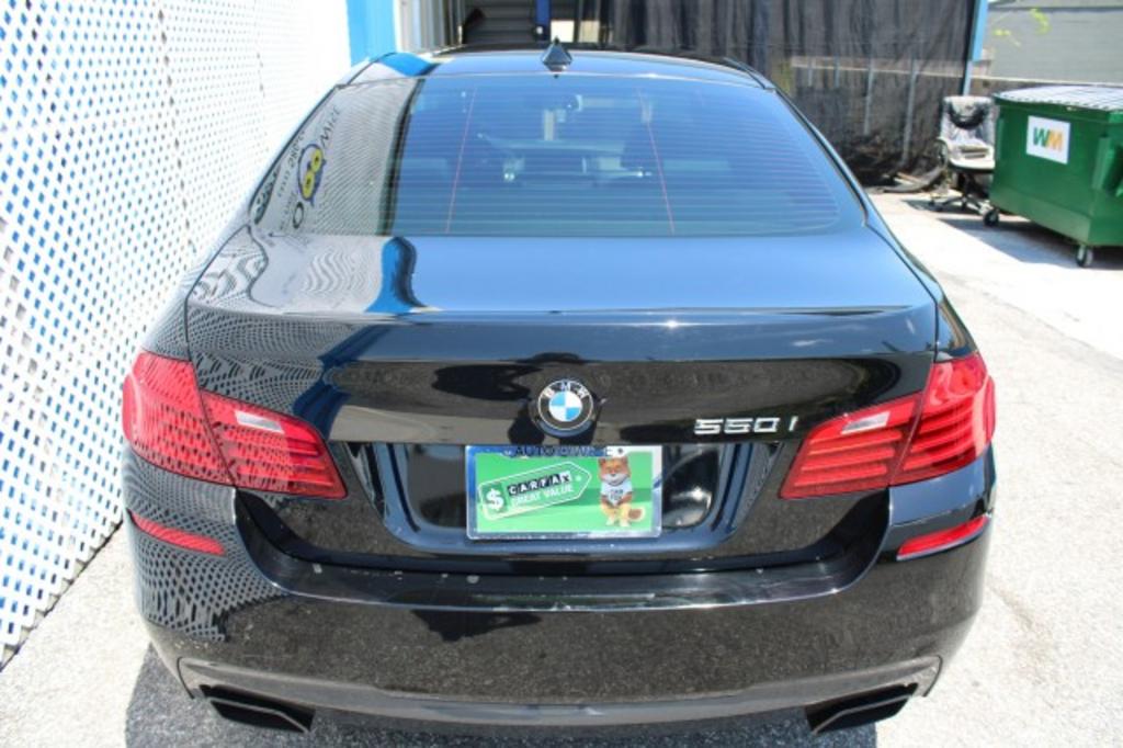 2016 BMW 5-Series 550i photo