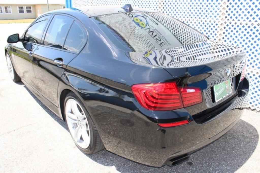 2016 BMW 5-Series 550i photo