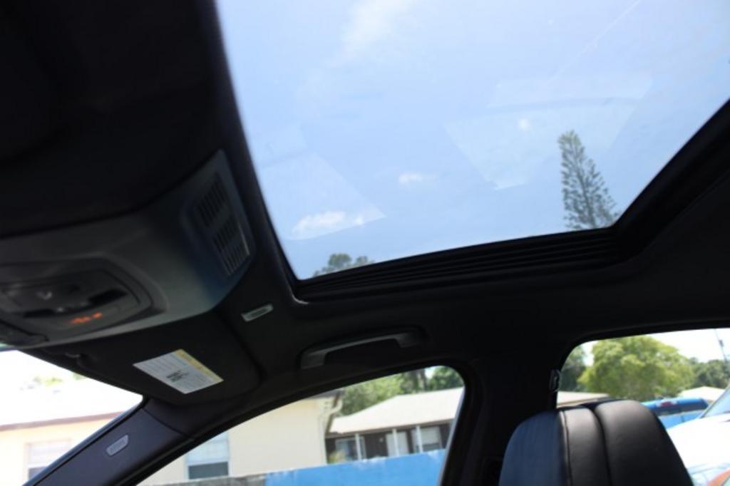 2016 BMW 5-Series 550i photo