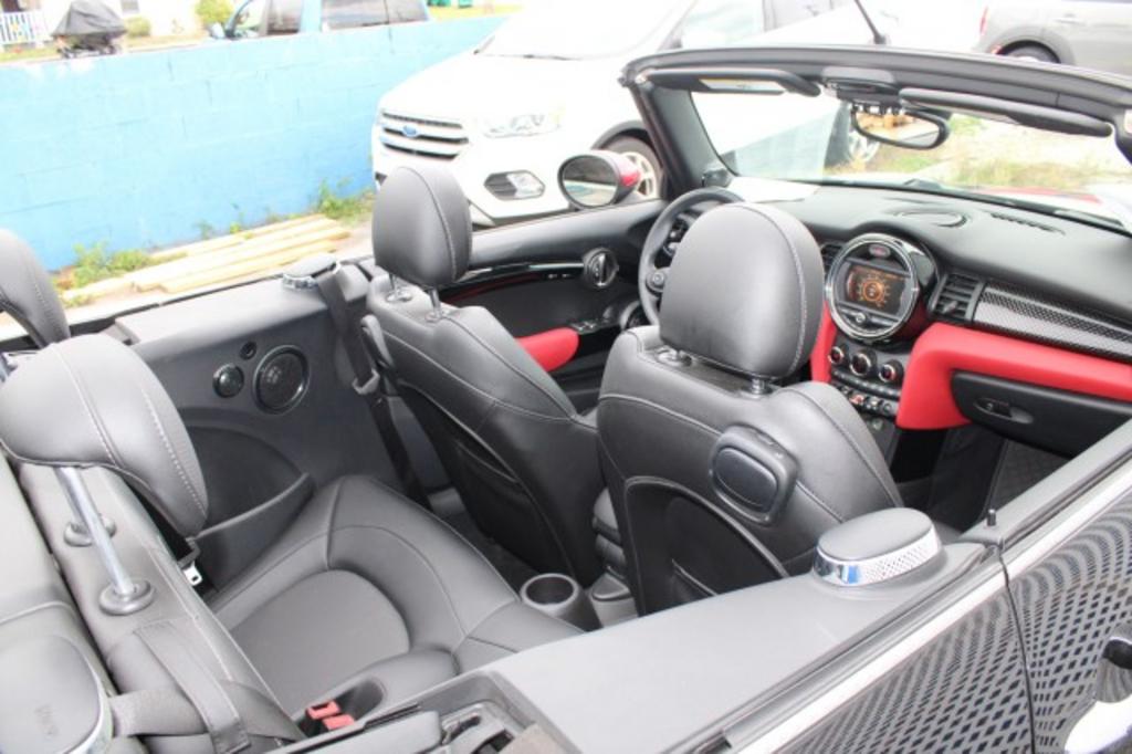 2017 MINI Convertible - $20,988