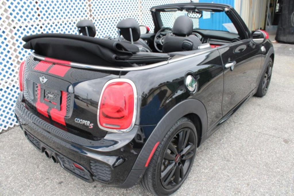 2017 MINI Convertible - $20,988