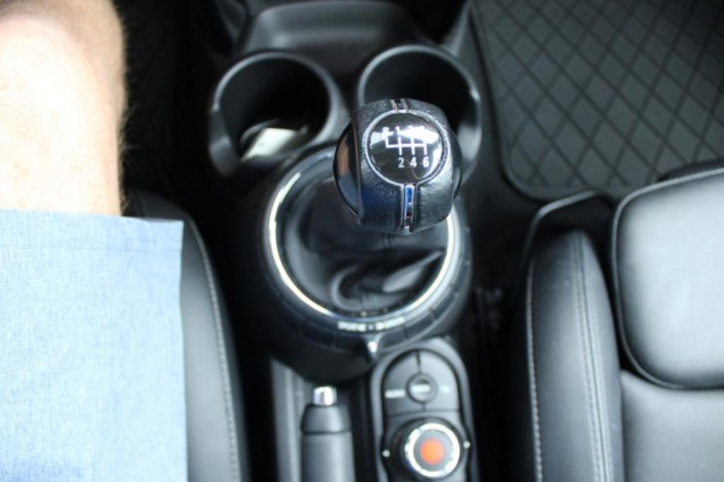 2017 MINI Convertible - $20,988