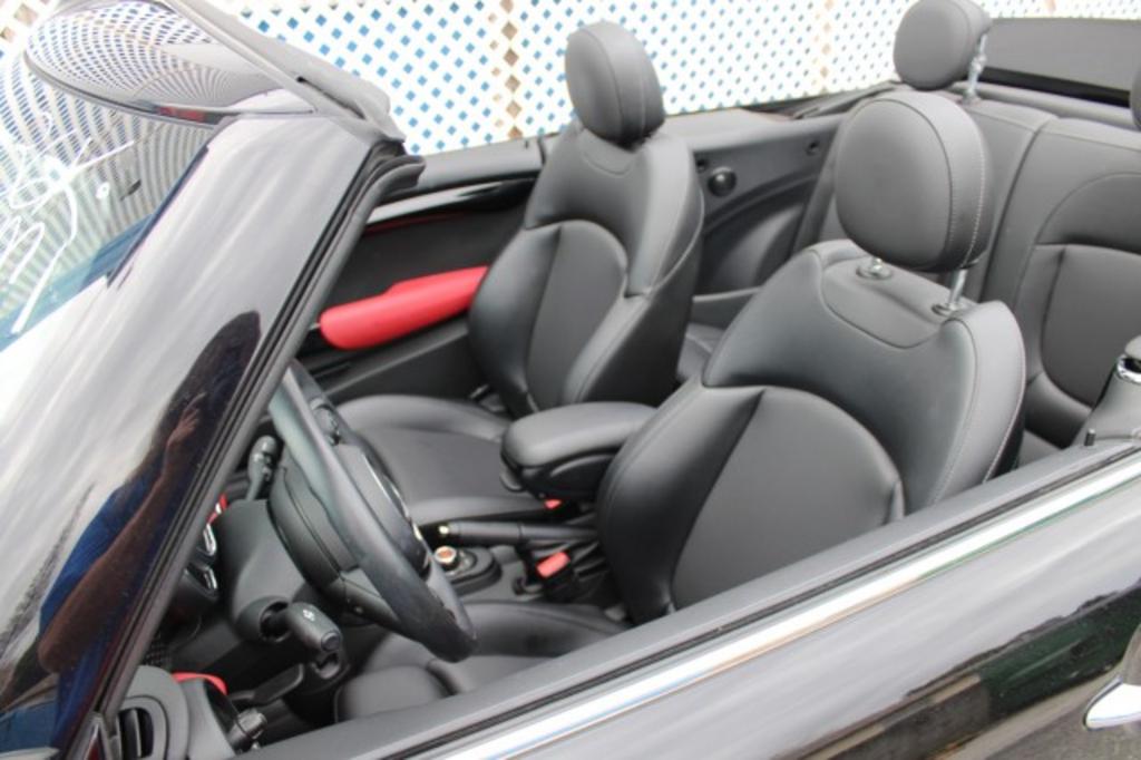 2017 MINI Convertible - $20,988