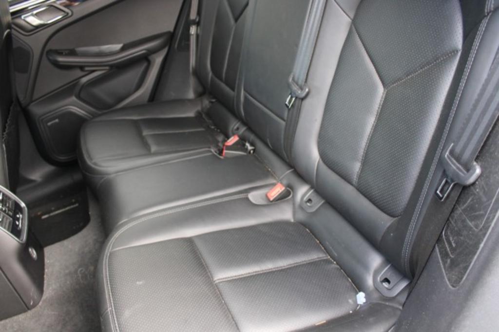 2017 Porsche Macan - $19,988