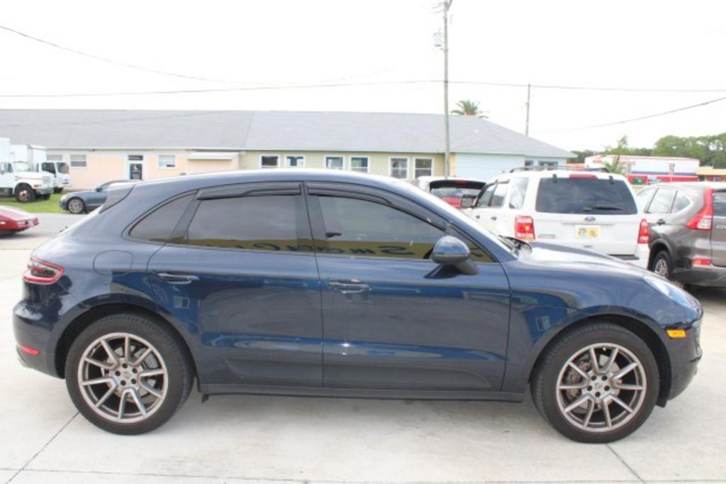 2017 Porsche Macan - $19,988