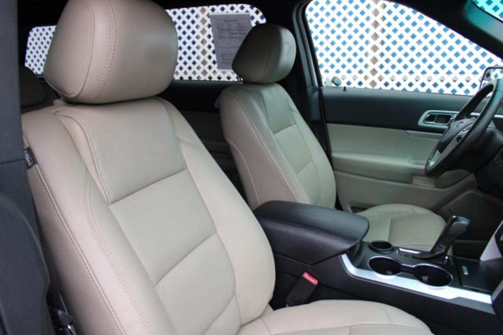 2015 Ford Explorer - $13,988