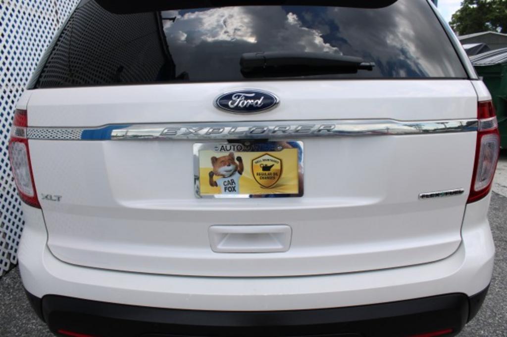 2015 Ford Explorer - $13,988