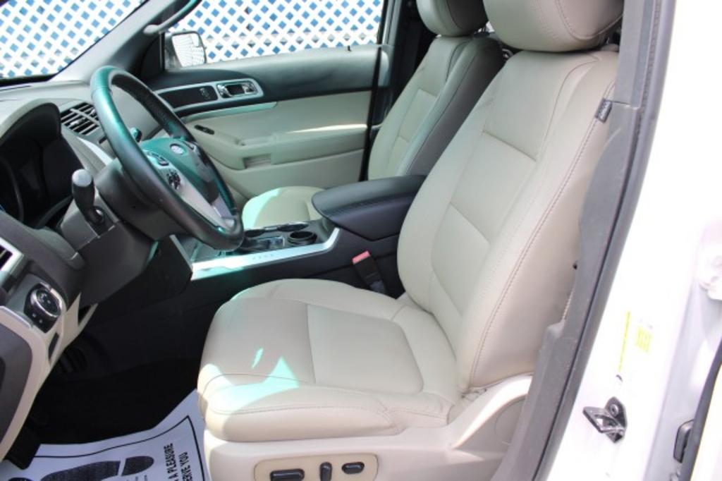 2015 Ford Explorer - $13,988