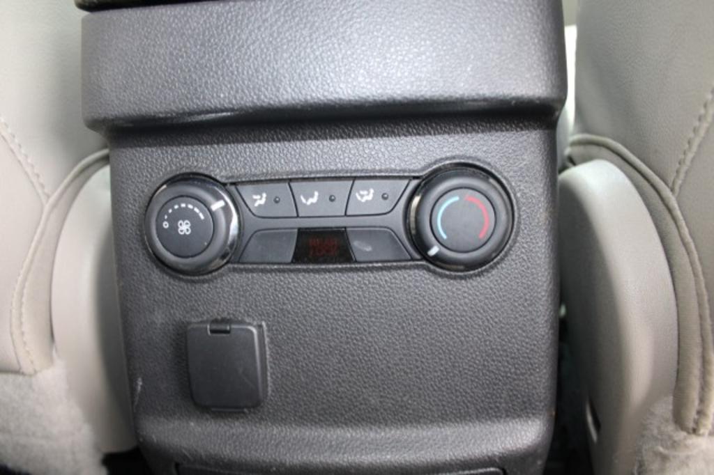 2015 Ford Explorer - $13,988