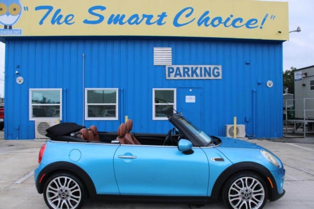 2017 MINI Cooper - $16,988
