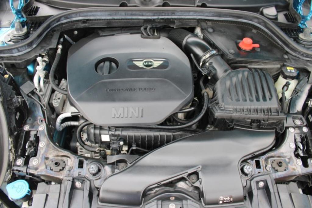 2017 MINI Cooper - $16,988