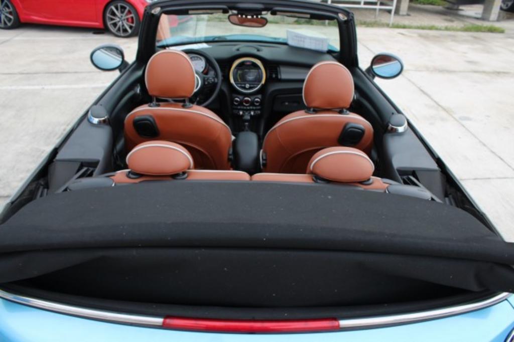 2017 MINI Cooper - $16,988