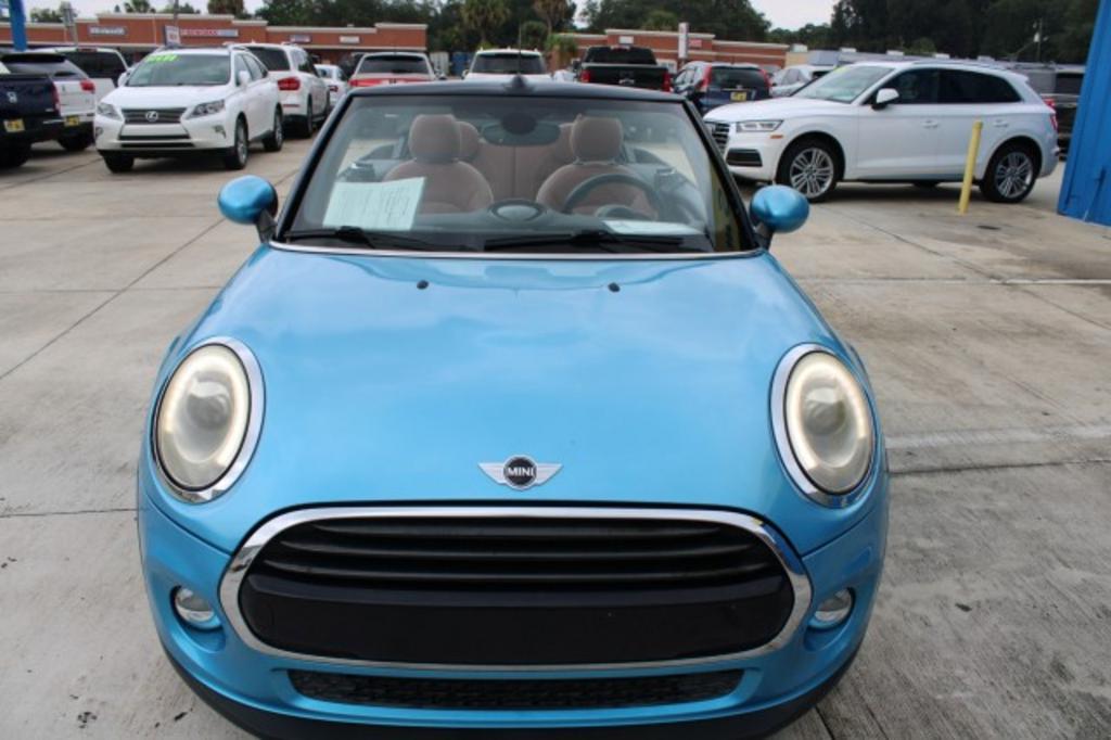 2017 MINI Cooper - $16,988