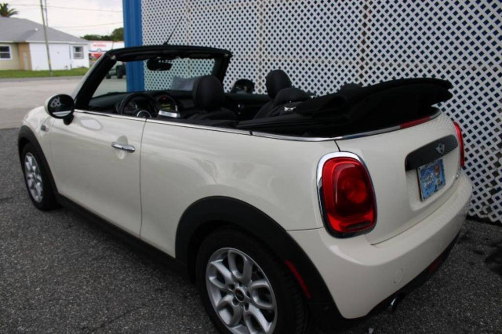 2018 MINI Cooper - $17,688