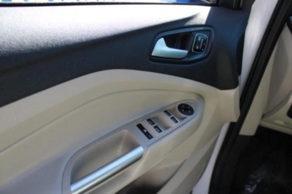 2017 Ford Escape - $15,988