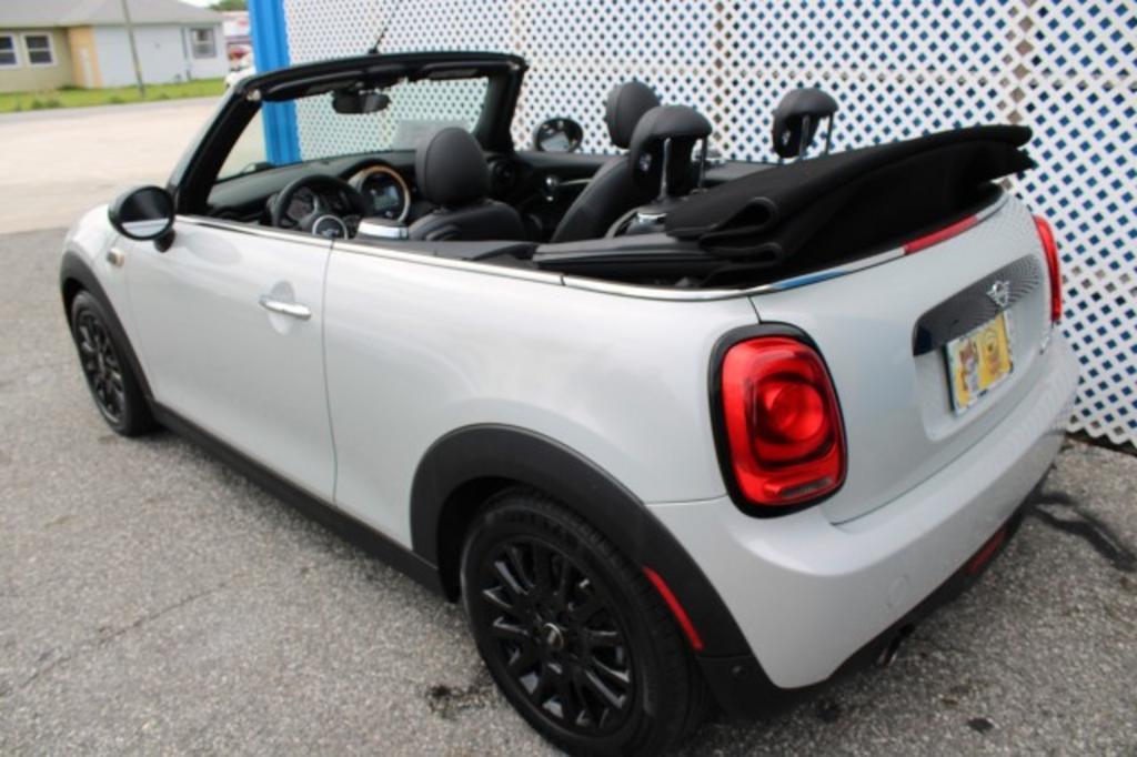 2019 MINI Cooper - $17,688