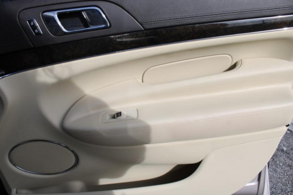 2018 Lincoln MKT - $18,877