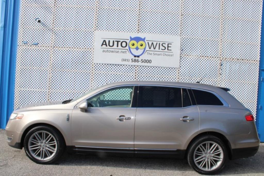 2018 Lincoln MKT - $18,877
