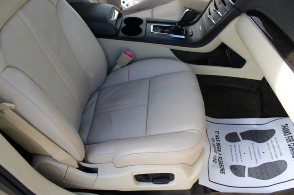 2018 Lincoln MKT - $18,877