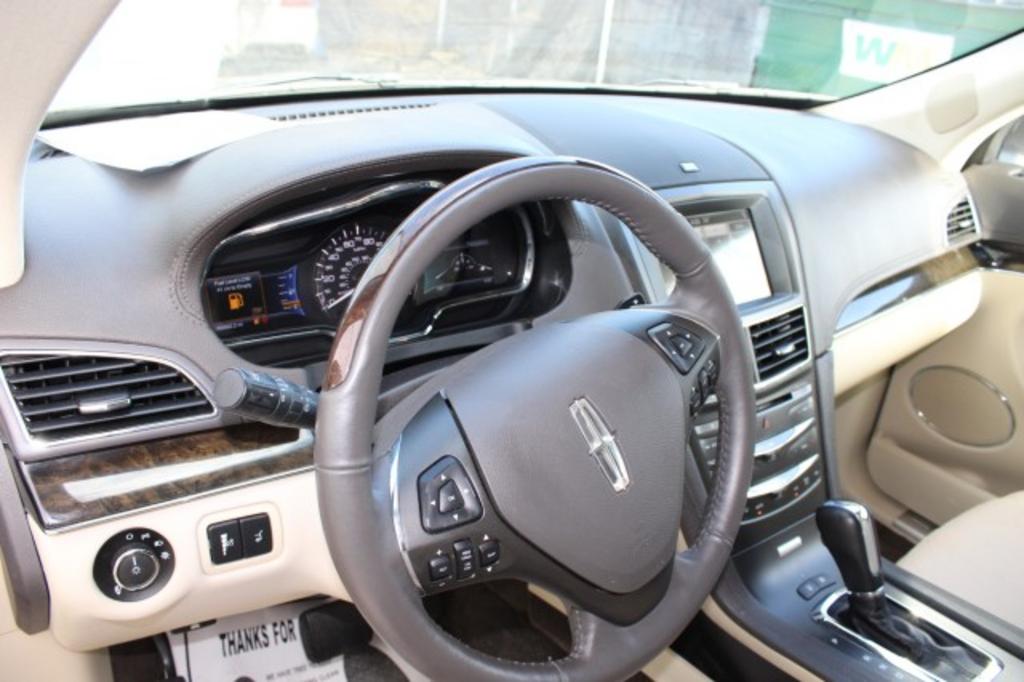 2018 Lincoln MKT - $18,877