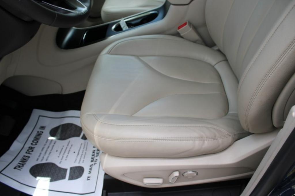 2018 Lincoln MKC - $15,988