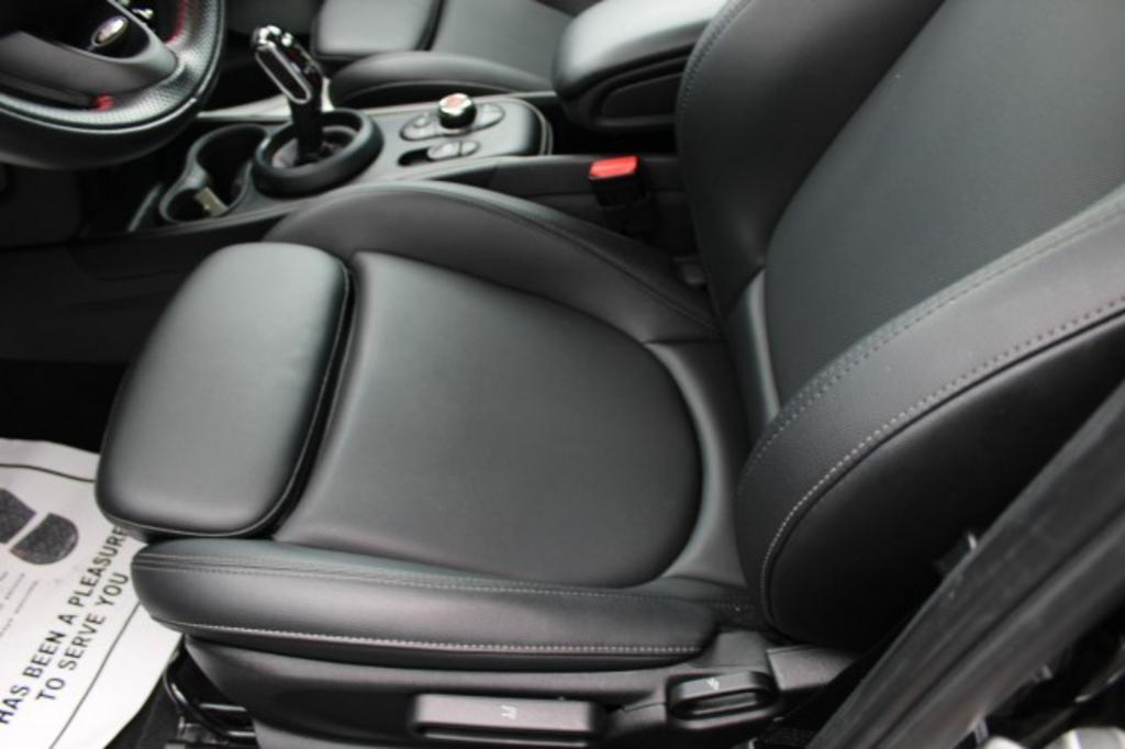 2021 MINI Countryman - $25,750