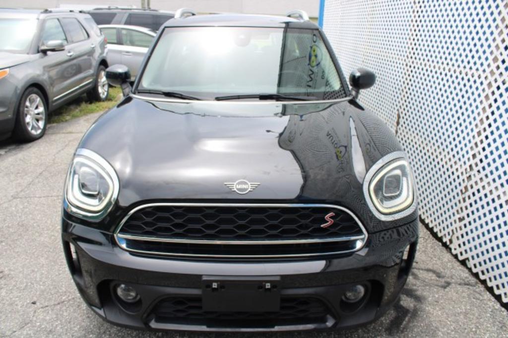 2021 MINI Countryman - $25,750