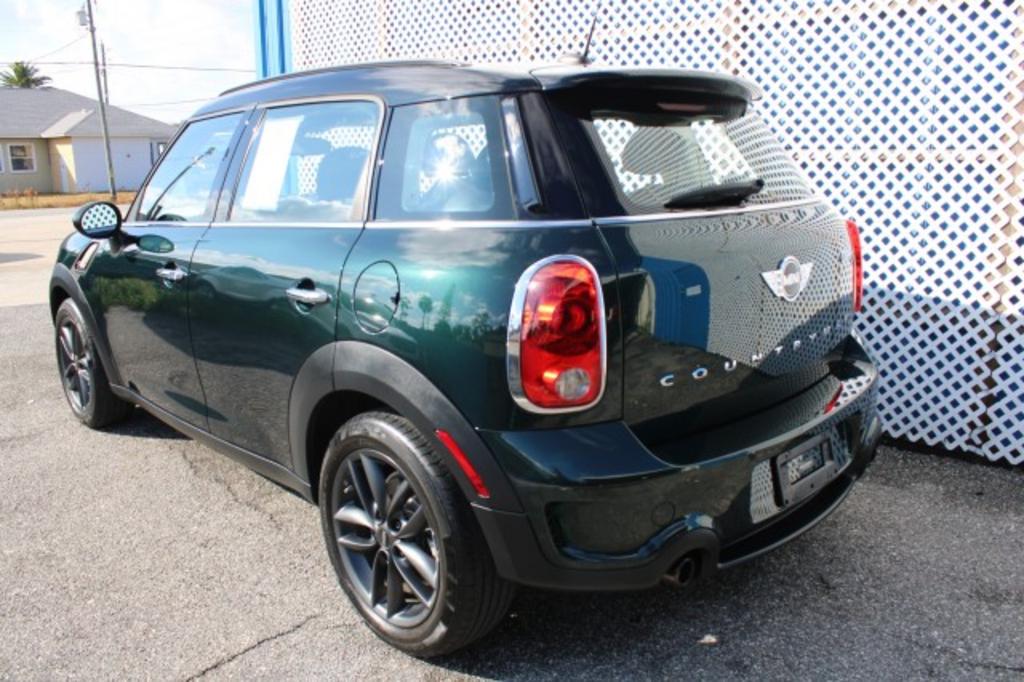 2013 MINI Countryman - $11,988