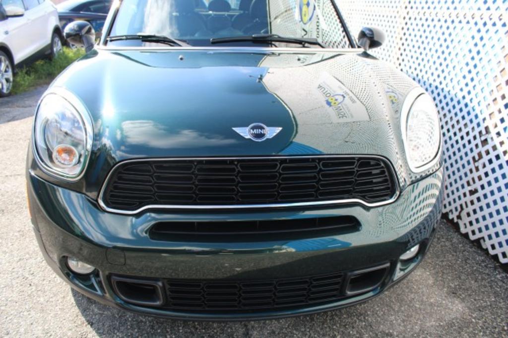 2013 MINI Countryman - $11,988