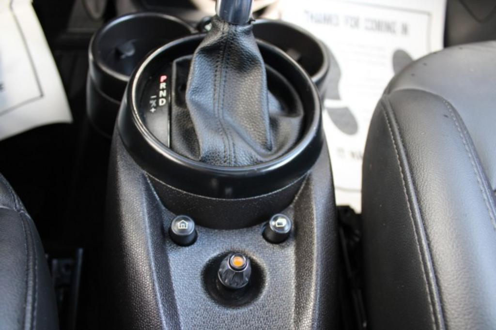 2013 MINI Countryman - $11,988