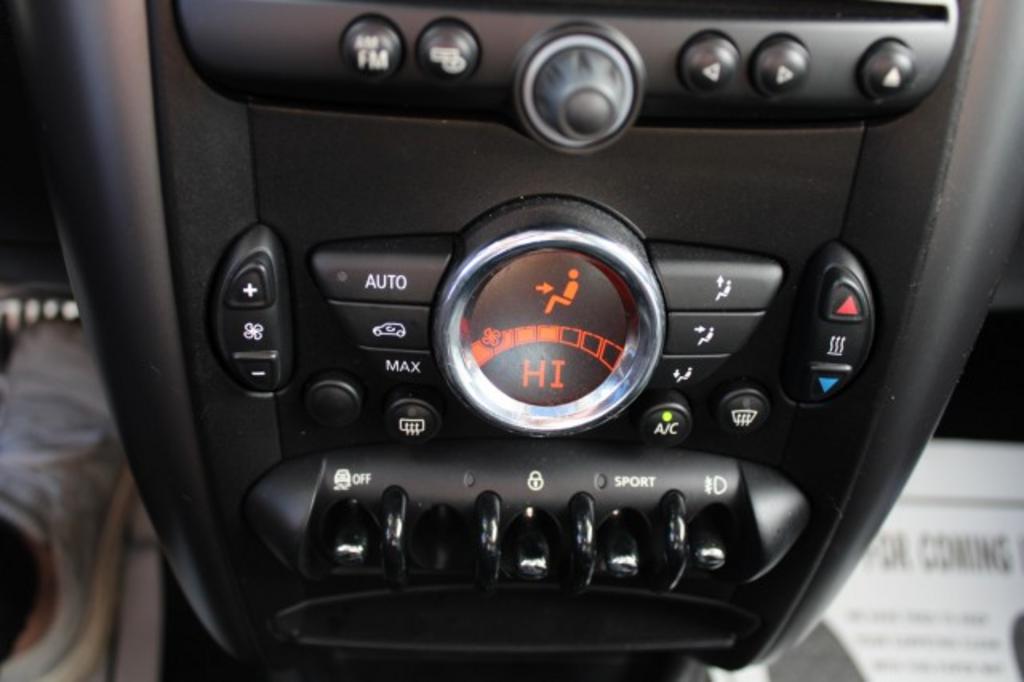 2013 MINI Countryman - $11,988