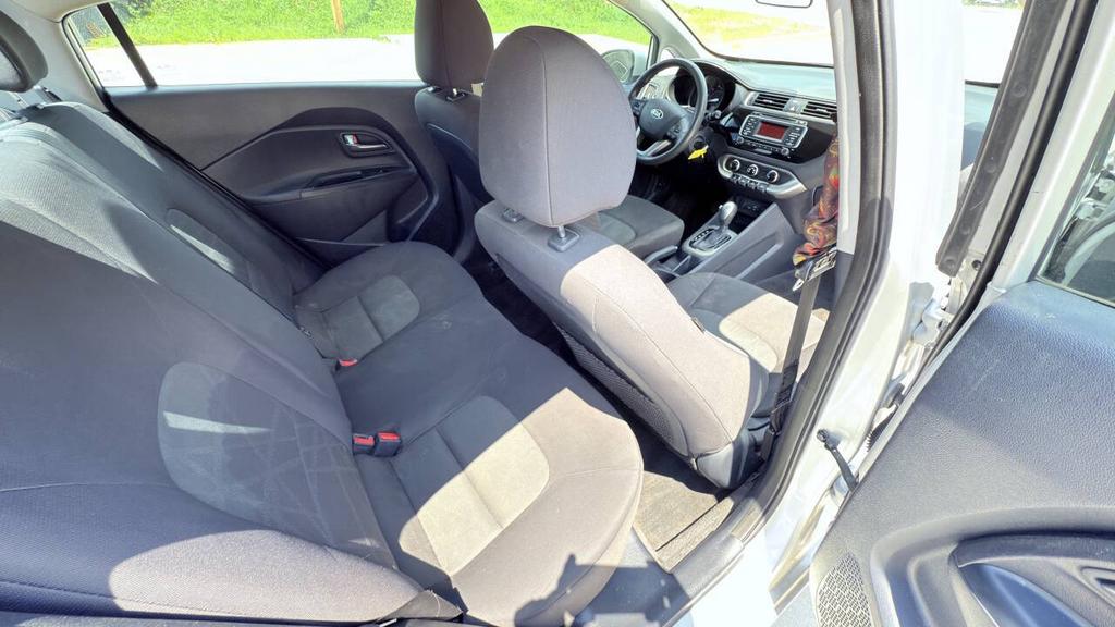 2017 Kia Rio - $4,800
