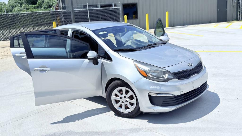 2017 Kia Rio - $4,800