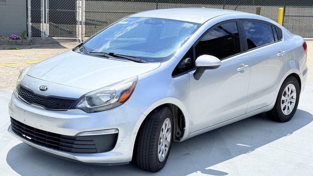 2017 Kia Rio - $4,800