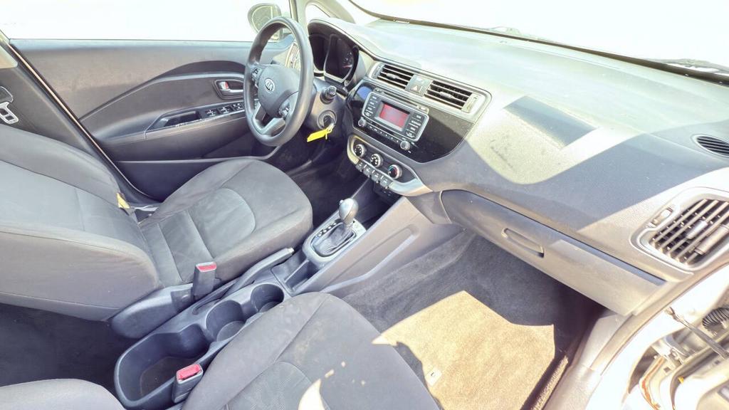 2017 Kia Rio - $4,800