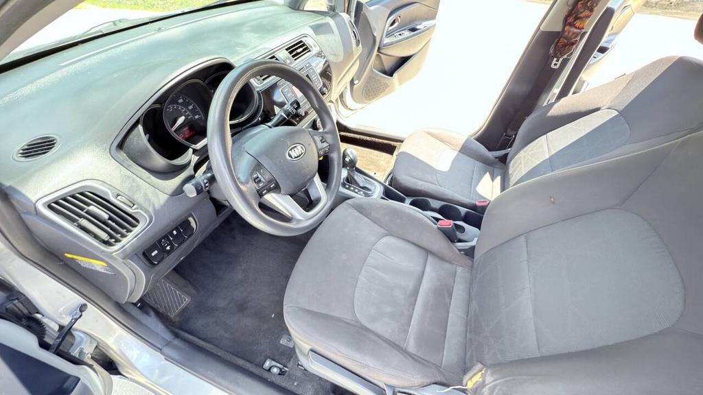 2017 Kia Rio - $4,800