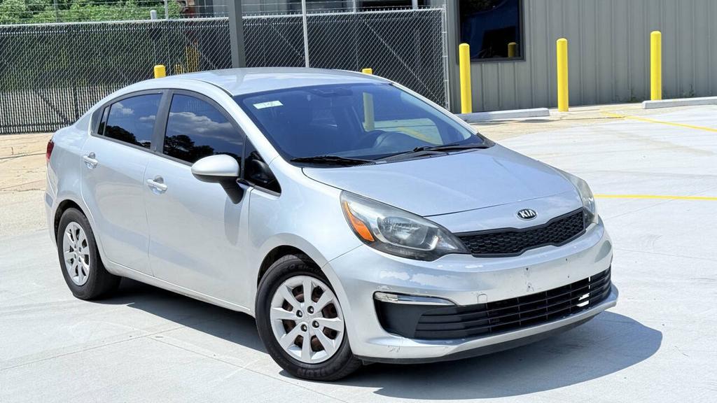 2017 Kia Rio - $4,800